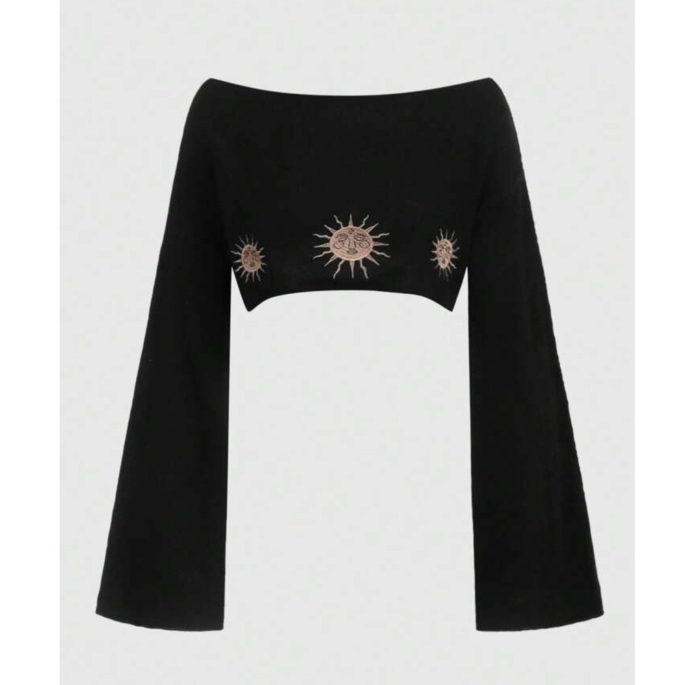 Celestial cropped bell sleeve sweater sun, embroidery, boho size small W43